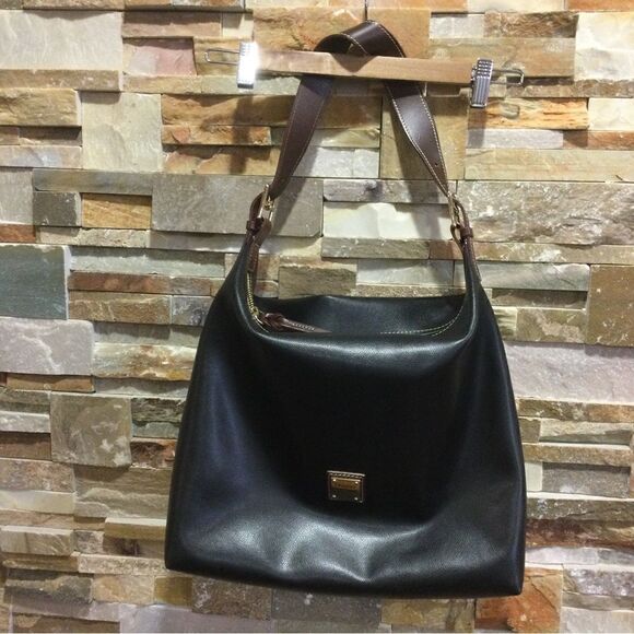DOONEY & BOURKE Shoulder Bag - Picture 1 of 13
